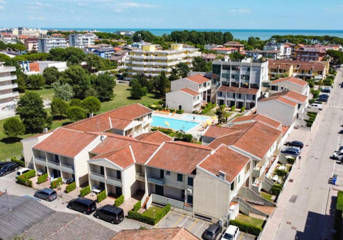 Apartment Caorle De Lux Swimming Pool, Parking, Garden エクステリア 写真